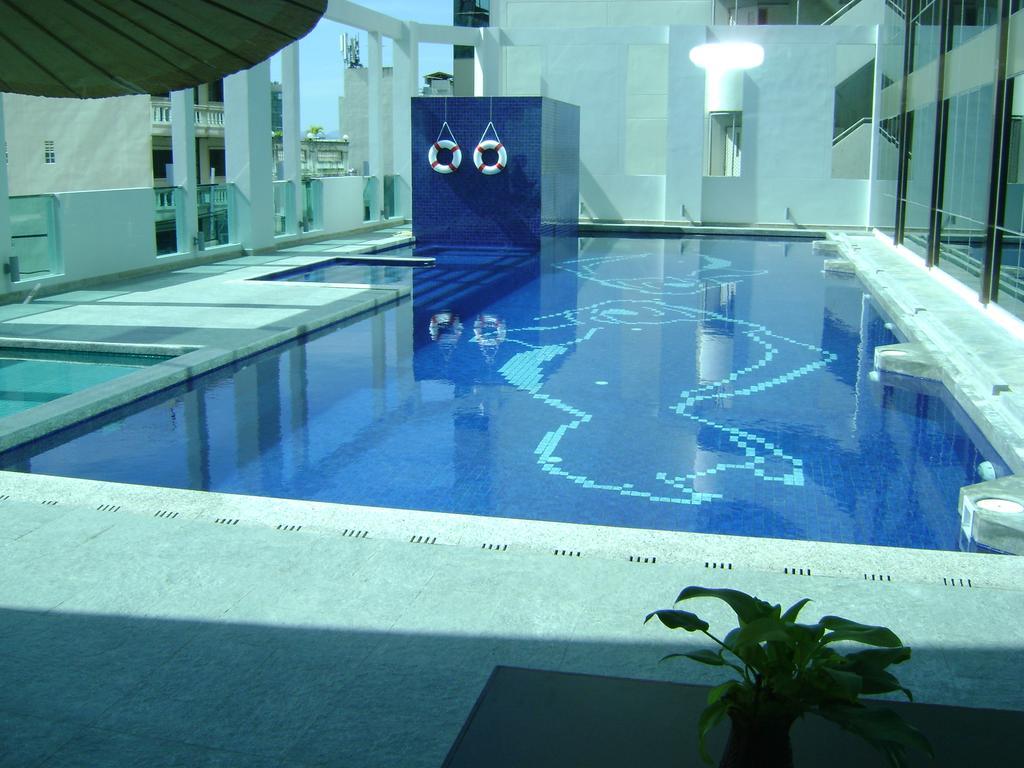 New Season Square Hotel Хатъяй Экстерьер фото