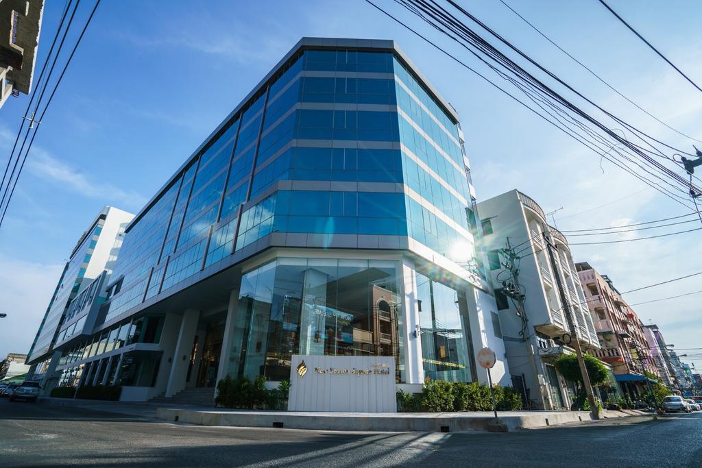 New Season Square Hotel Хатъяй Экстерьер фото